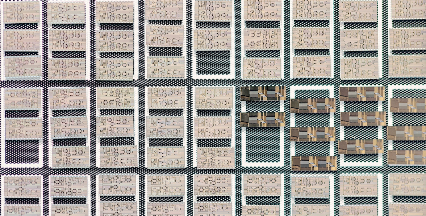 Quantum computing chips